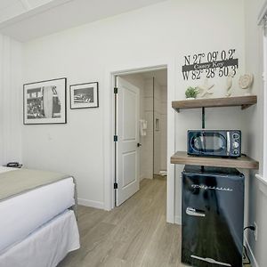 Casey Key Resorts - Beachfront